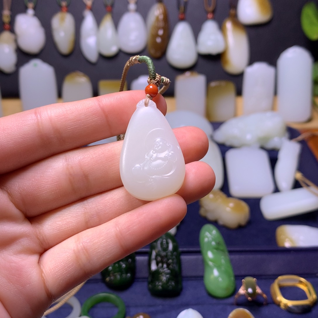 和田玉挂件未镶嵌