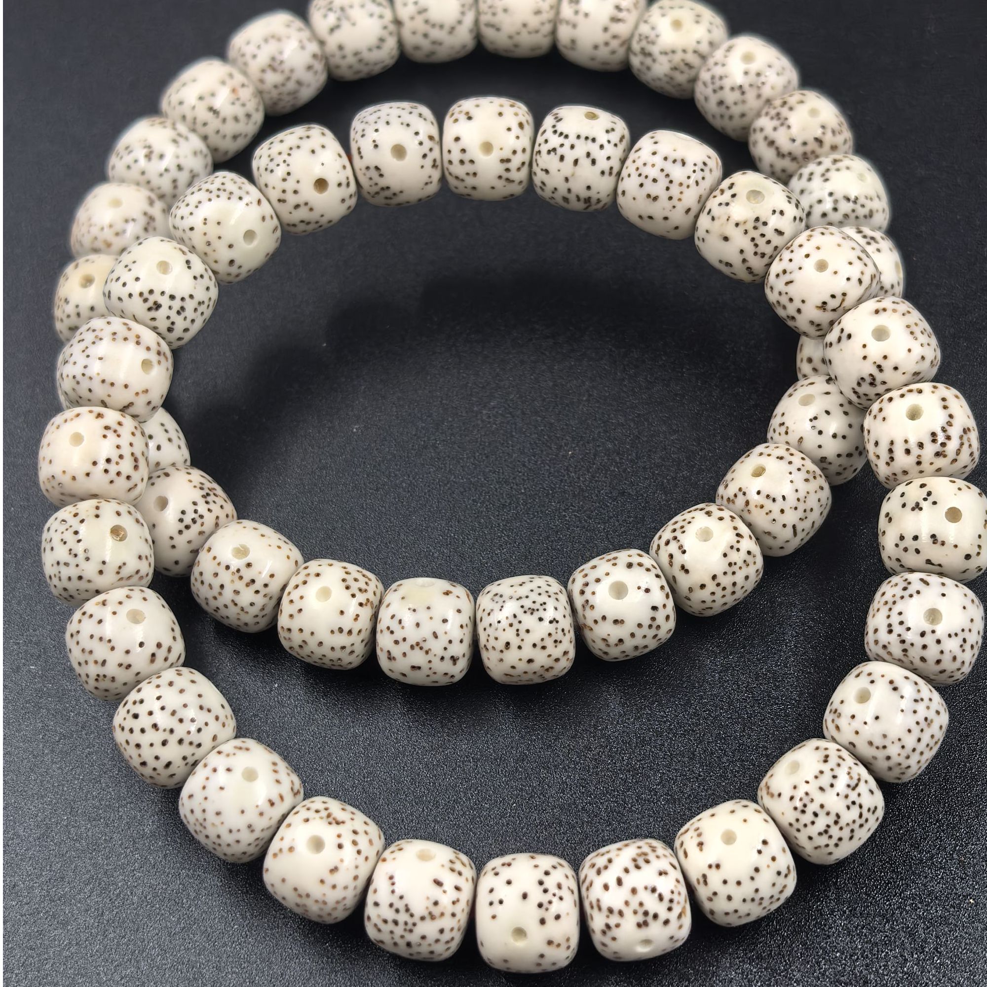 海南原生态星月菩提手串8*9小细星