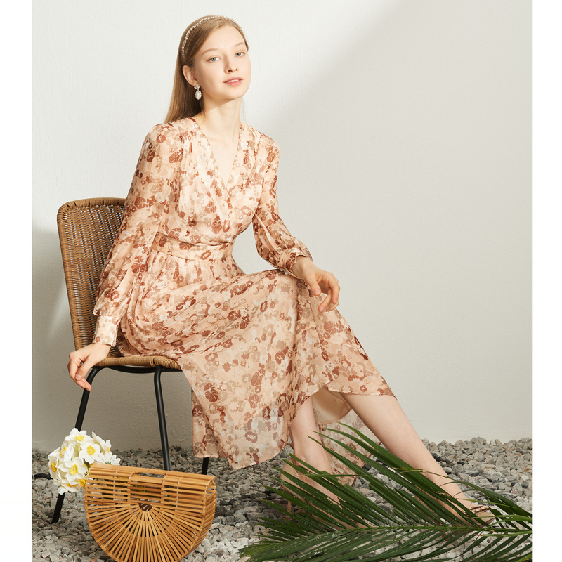 【陈大可专属】恩曼琳春新品V领收腰修身法式雪纺碎花连衣裙女EANCA
