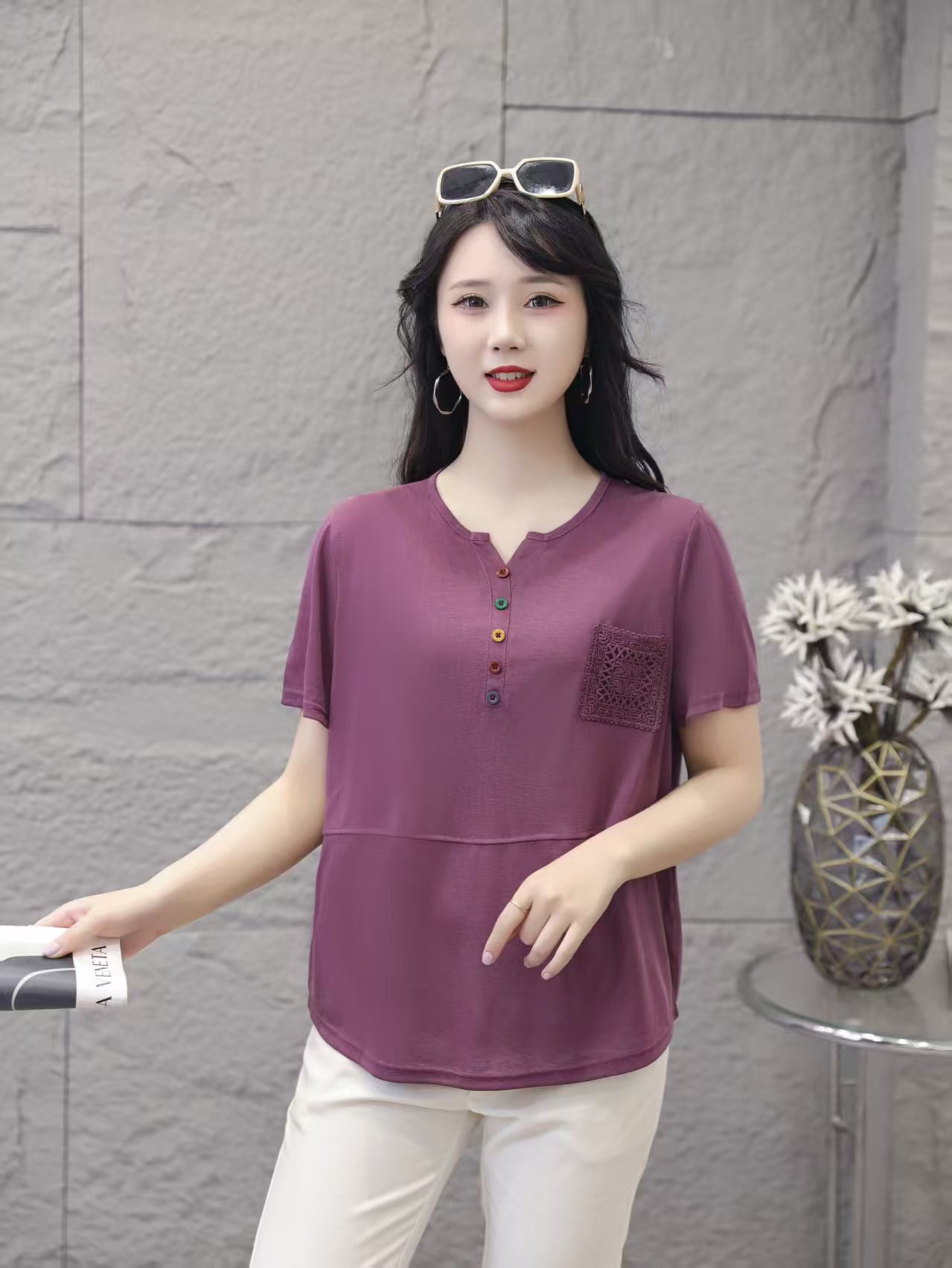 新款夏季薄款圆领短袖T恤时尚休闲百搭宽松显瘦洋气妈妈装夏季