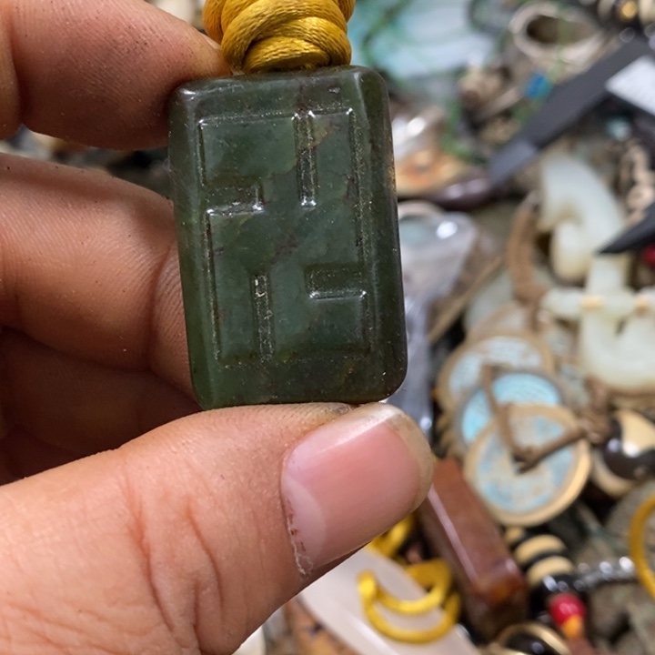 滴血莲花菩提吊坠