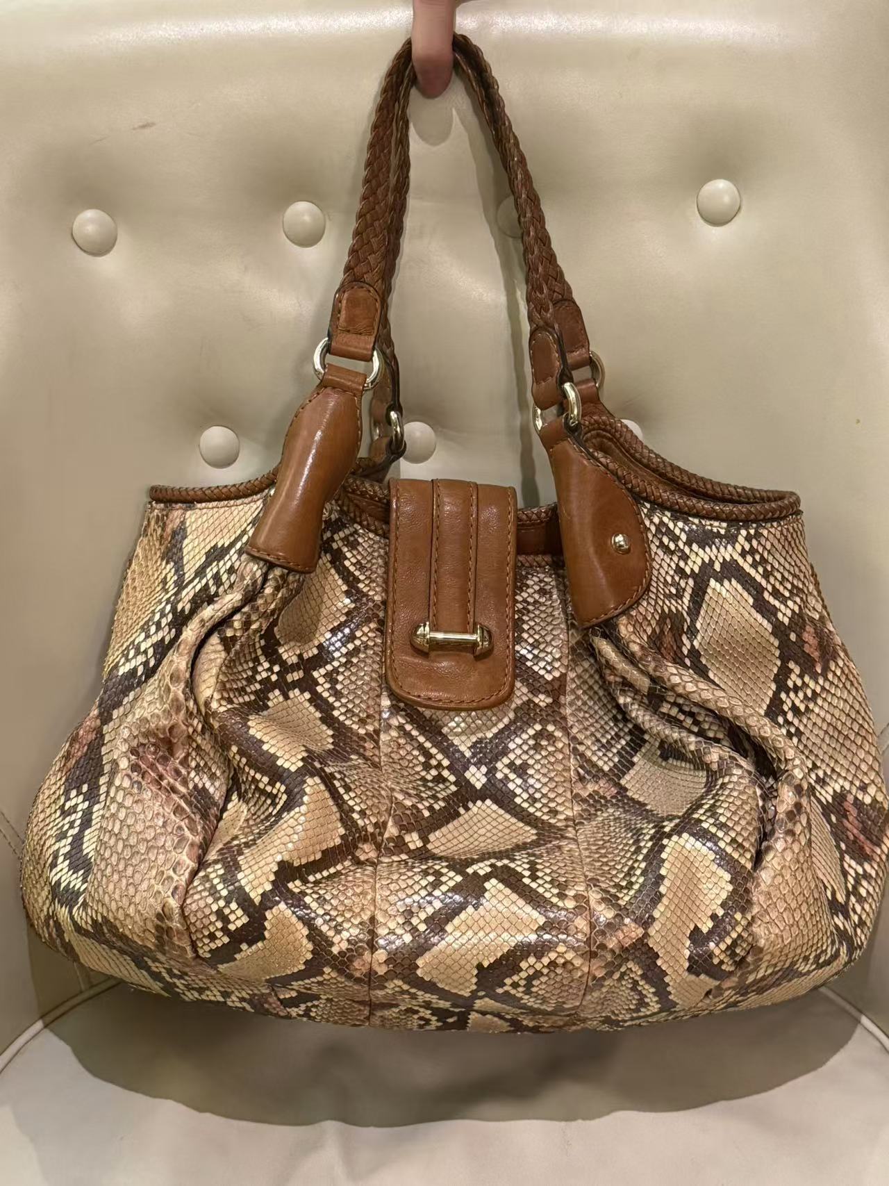 95新 GUCCI/古驰 【清】2SM001蟒纹皮流苏手拿包