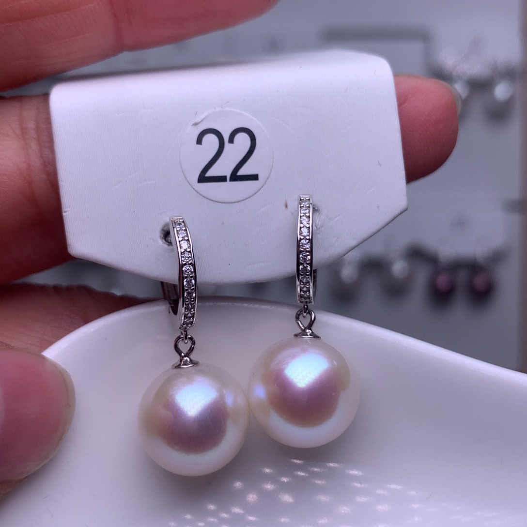 银S925镶嵌耳饰淡水珍珠招***喵