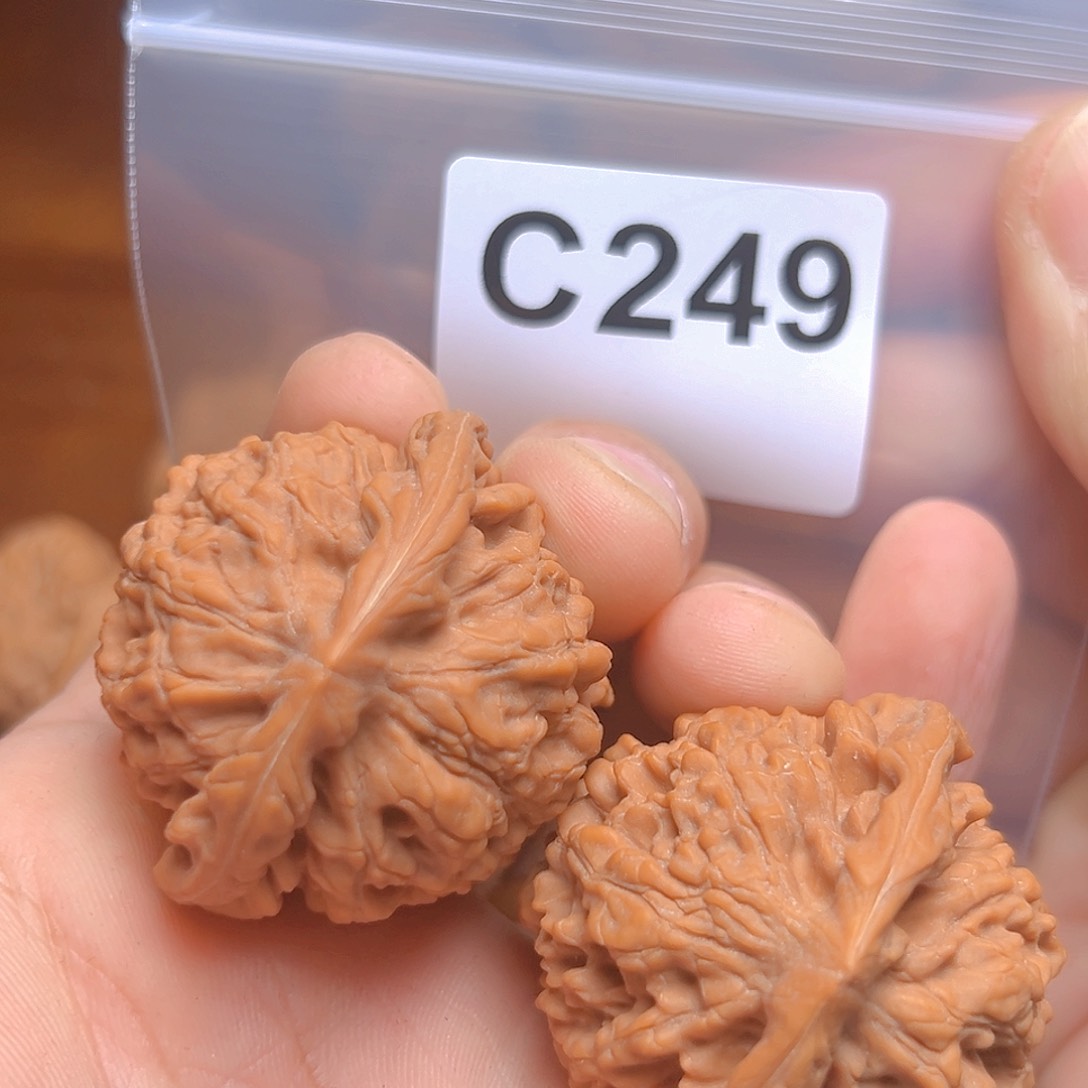 文玩核桃吊坠43官帽