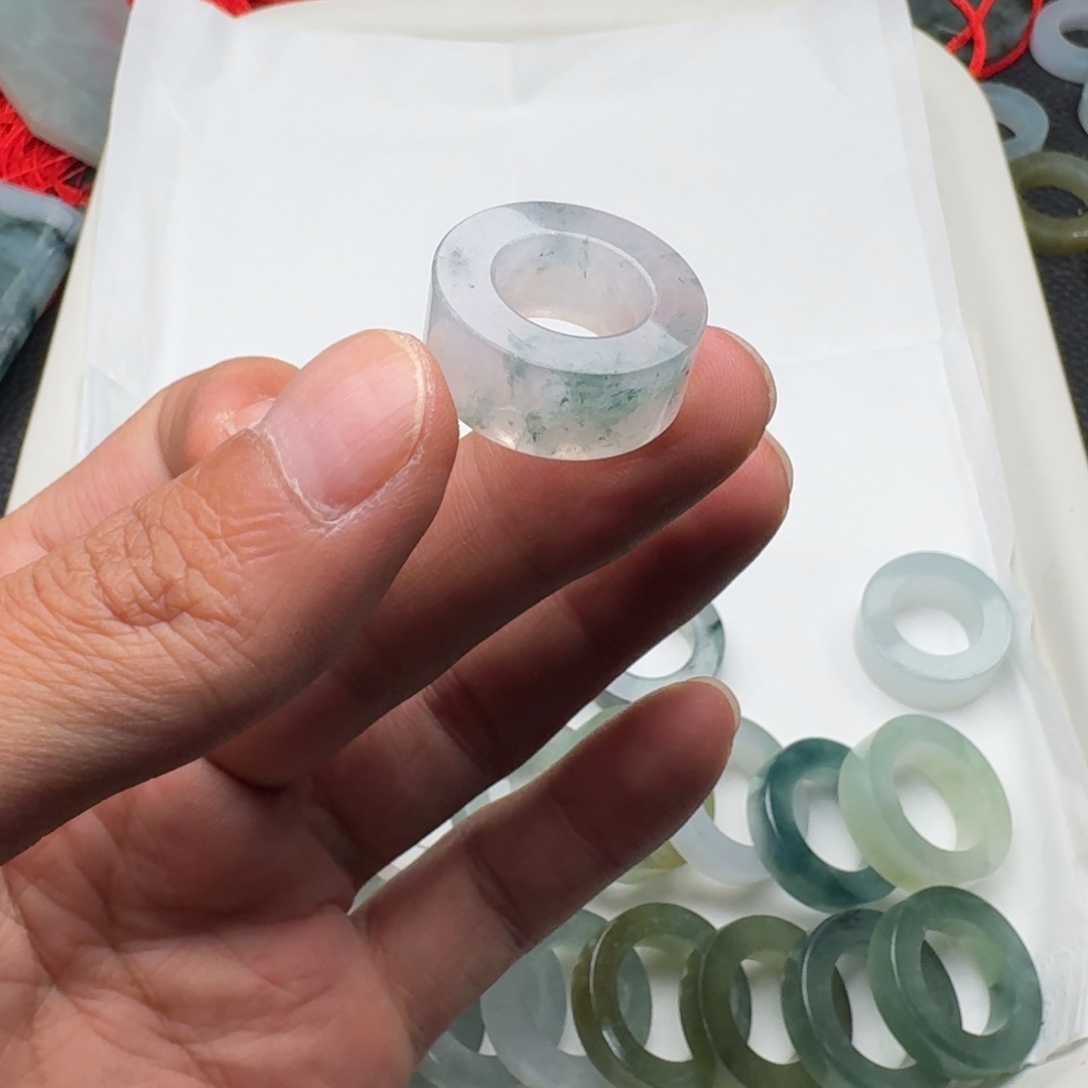 定制翡翠未镶嵌天然翡翠