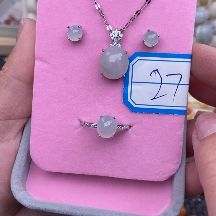 未镶嵌戒指翡翠缅甸