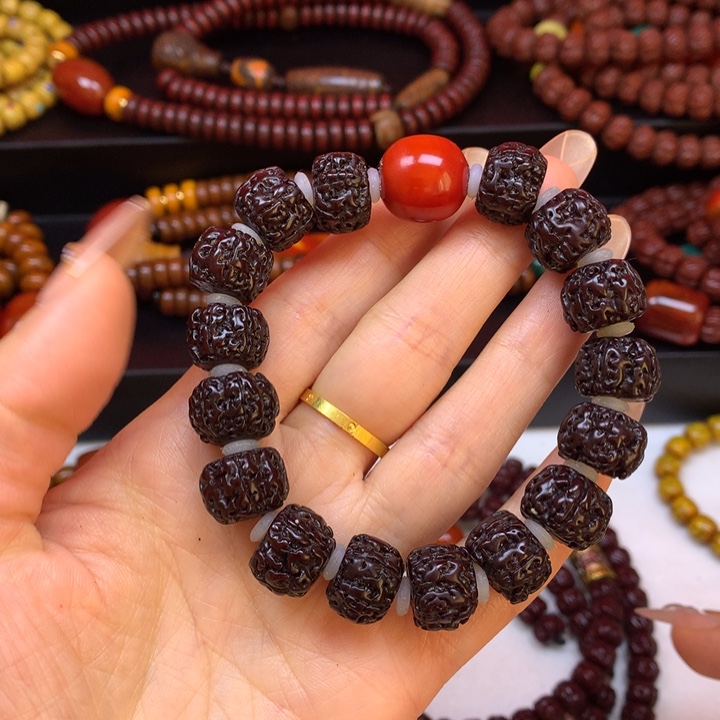 金刚菩提吊坠菩提