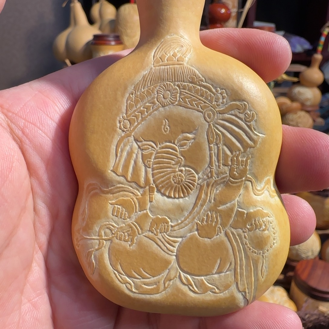 有机玻璃象神雕刻