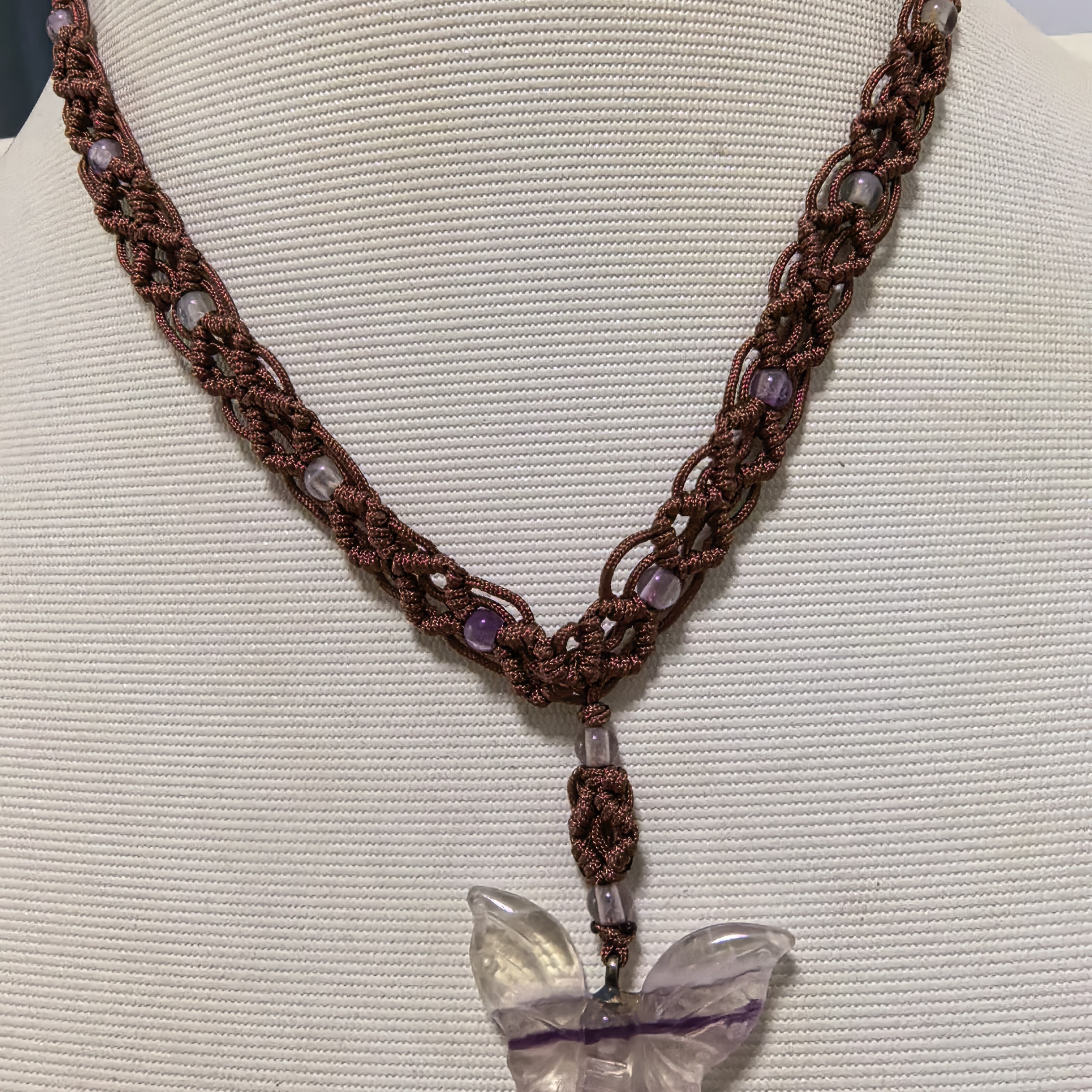 手工编绳水晶项链