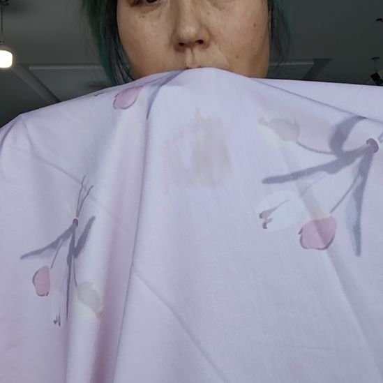 棉纯棉高端布的尺寸4.5m，有个小油点。