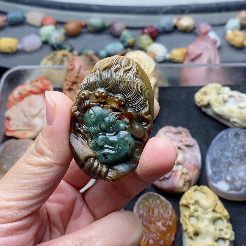 【闪购商品】定制石英质玉吊坠未镶嵌