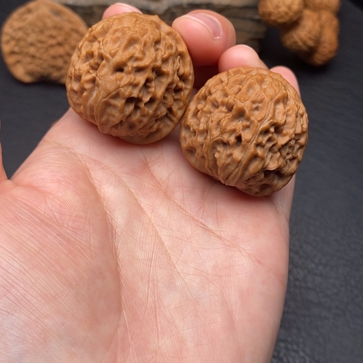 桃核把件全品33龙眼