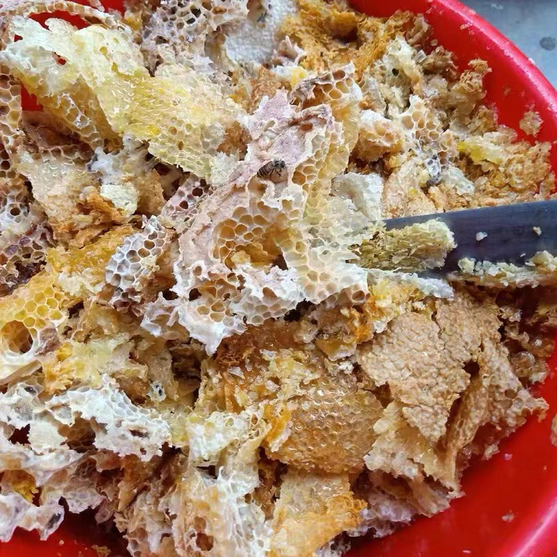 割蜜蜡渣煮腊诱蜂