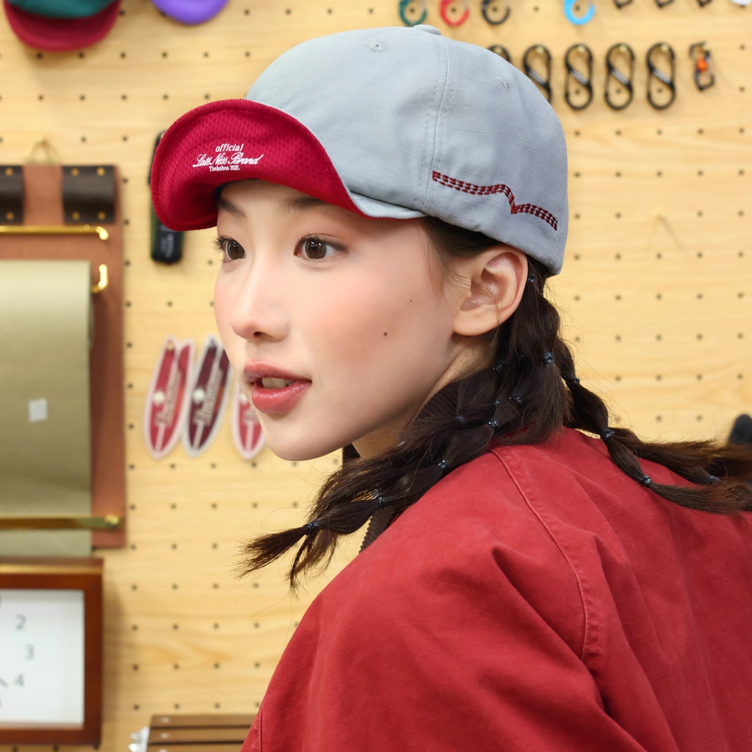 GEGEEN DOMOG原创翘檐短檐鸭舌帽女秋冬嘻哈潮流棒球帽男防晒帽子