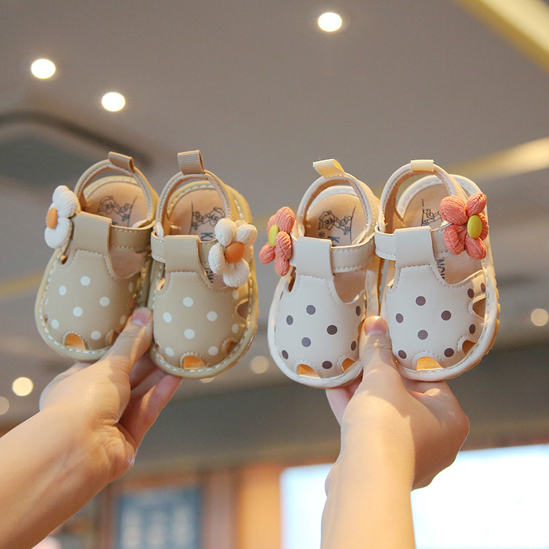 女宝宝公主鞋叫叫鞋夏季婴幼儿包头凉鞋透气宝宝鞋子软底学步鞋潮