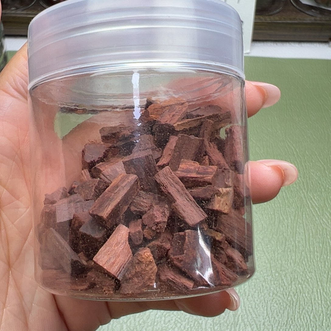 降真香其他海南红降碎料30克。 
