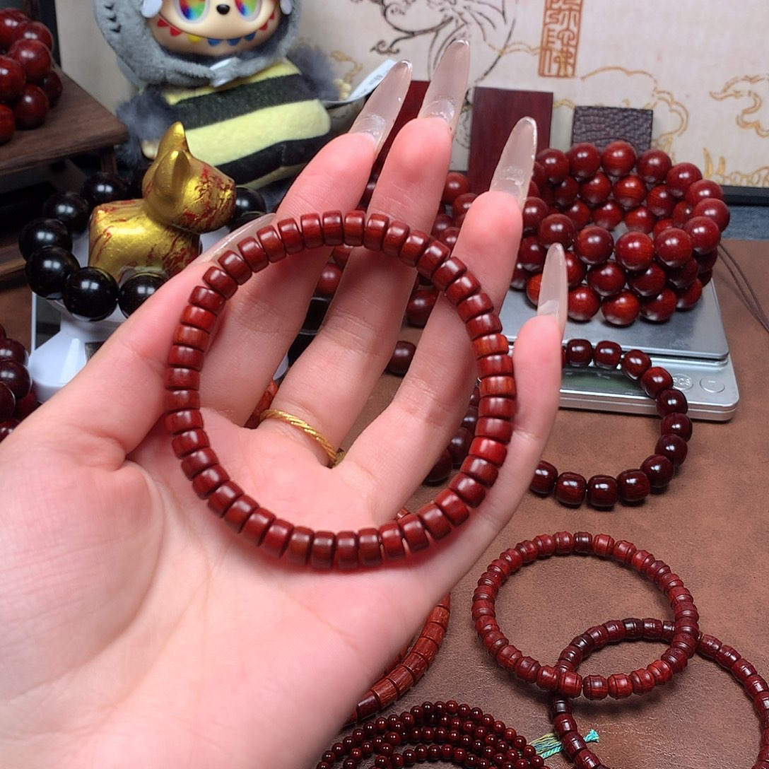 檀香紫檀（小叶紫檀）4✖️7药片珠