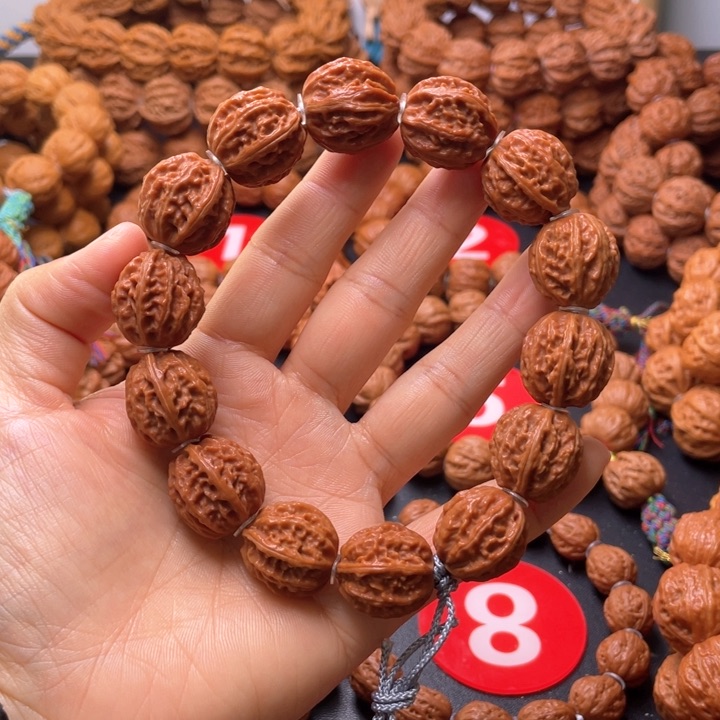 文玩核桃吊坠密纹八棱