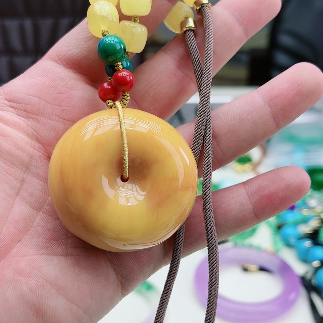 蜜蜡吊坠(赠链)银S925镶嵌