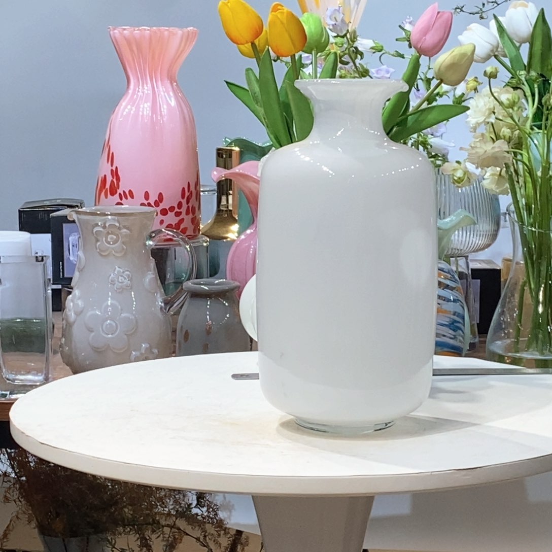 玻璃花瓶原色白瑕疵福利口4.5高27