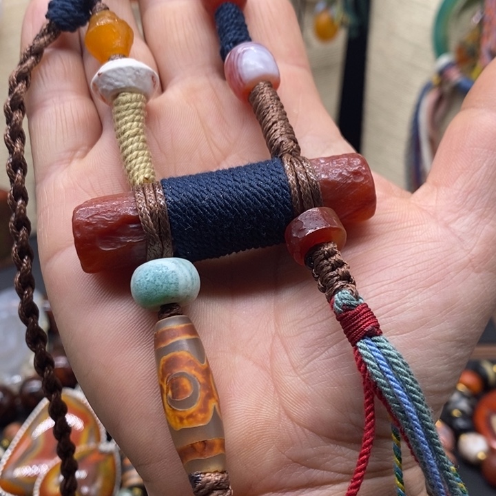 玛瑙/玉髓颈饰未镶嵌