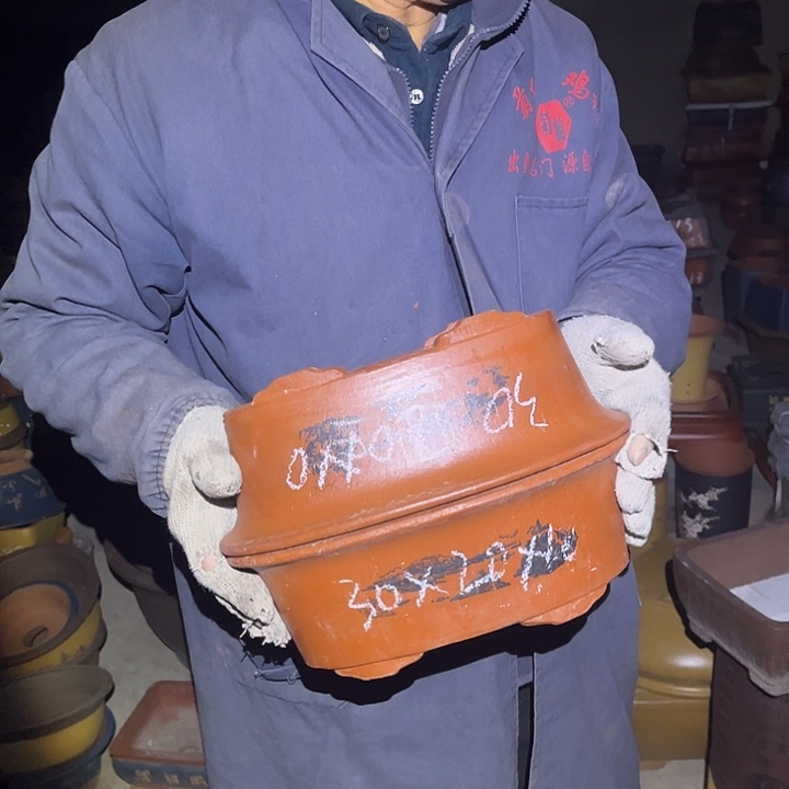 紫砂花盆紫砂花盆和小