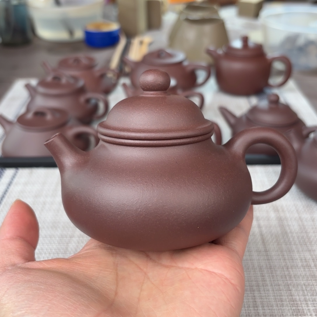 茶壶紫砂半手工老紫泥容天壶220cc