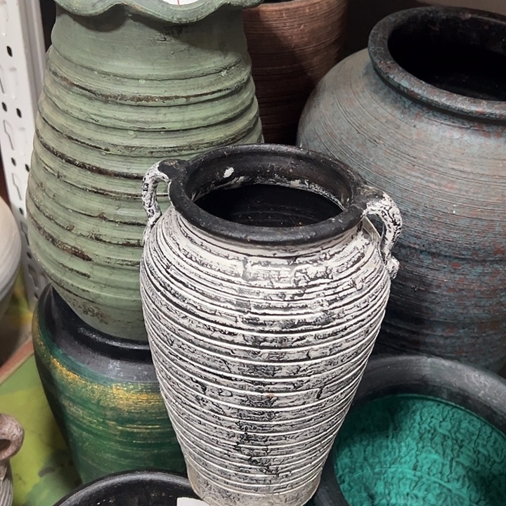 灰白螺纹高20口10默认打孔