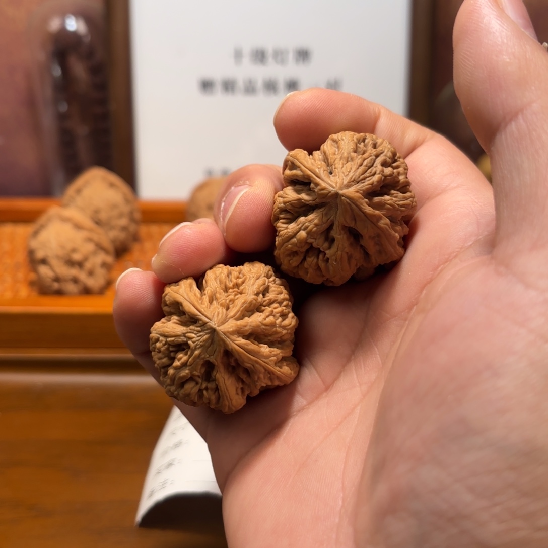 吊坠文玩核桃大粗筋Q6075