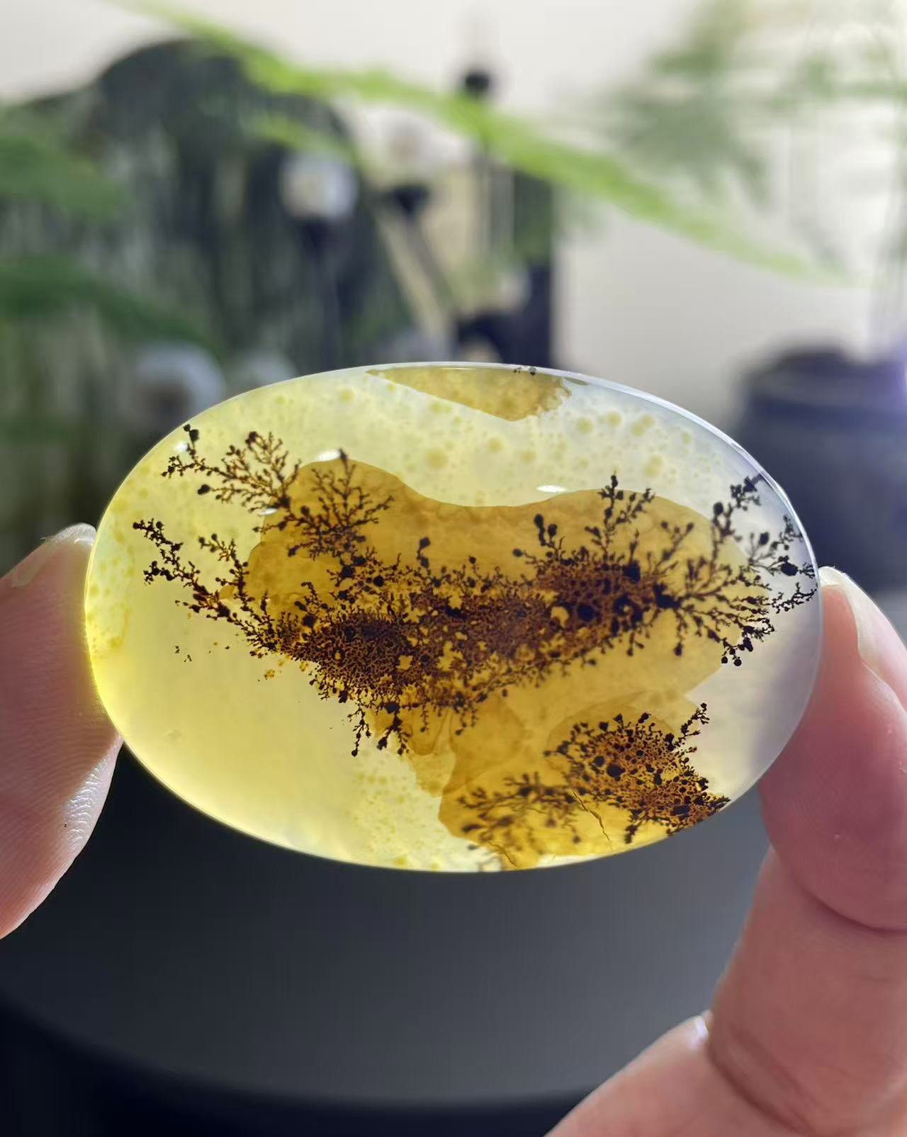 海洋玉髓-古韵风景-吊坠(冰种)尺寸:46x32x9mm