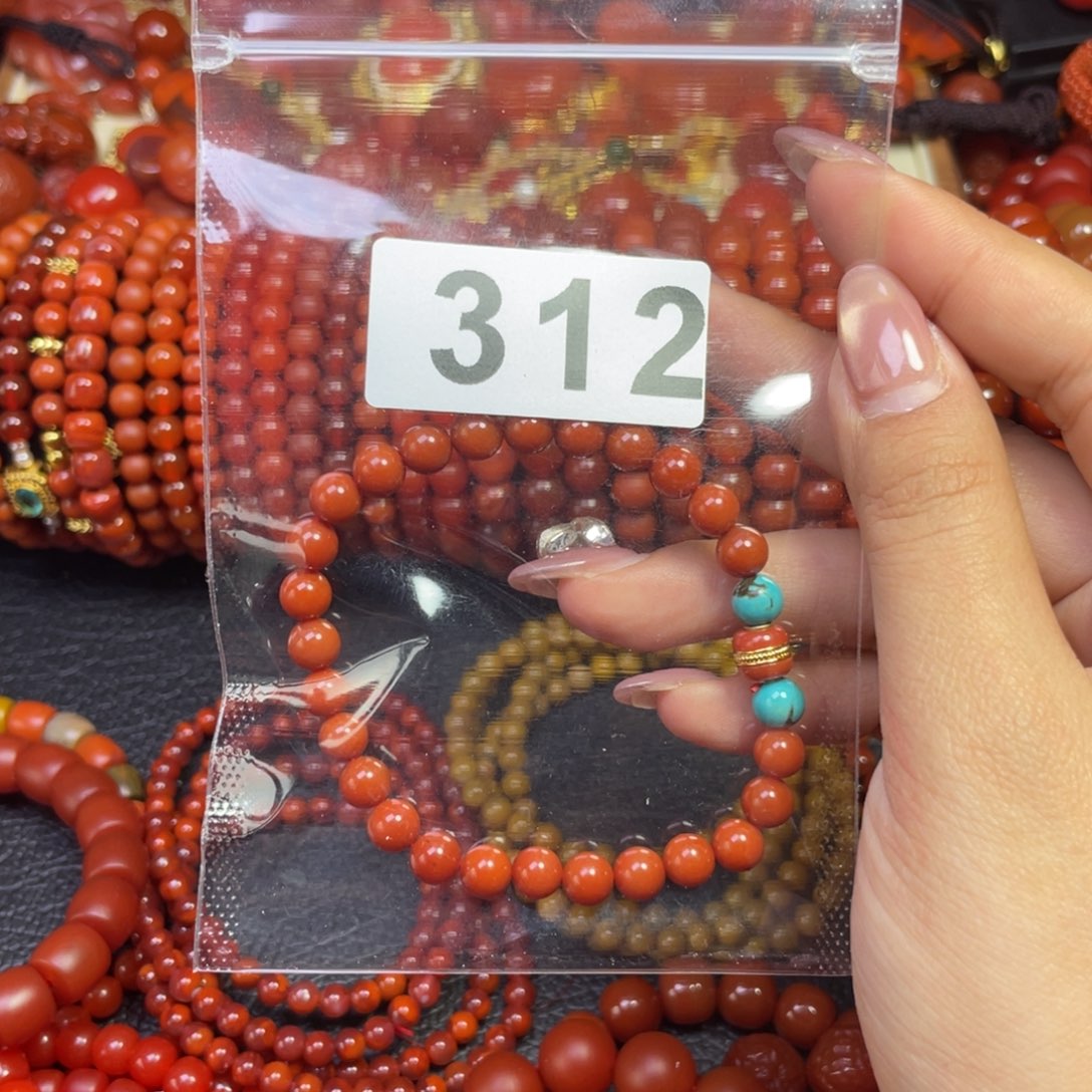 南红玛瑙手链未镶嵌文**旅