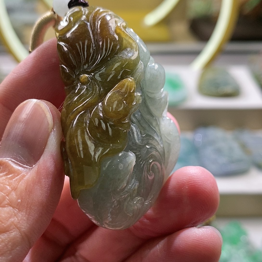 【闪购商品】翡翠颈饰未镶嵌111111111111