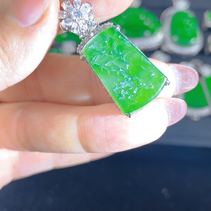 翡翠银S925镶嵌吊坠(不含链)