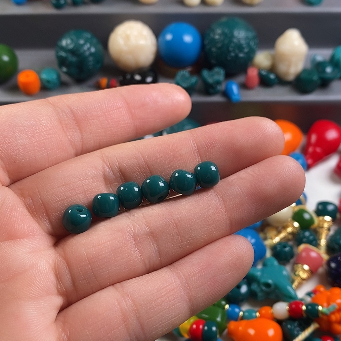 尛***鬍颈饰琉璃尺寸7左右