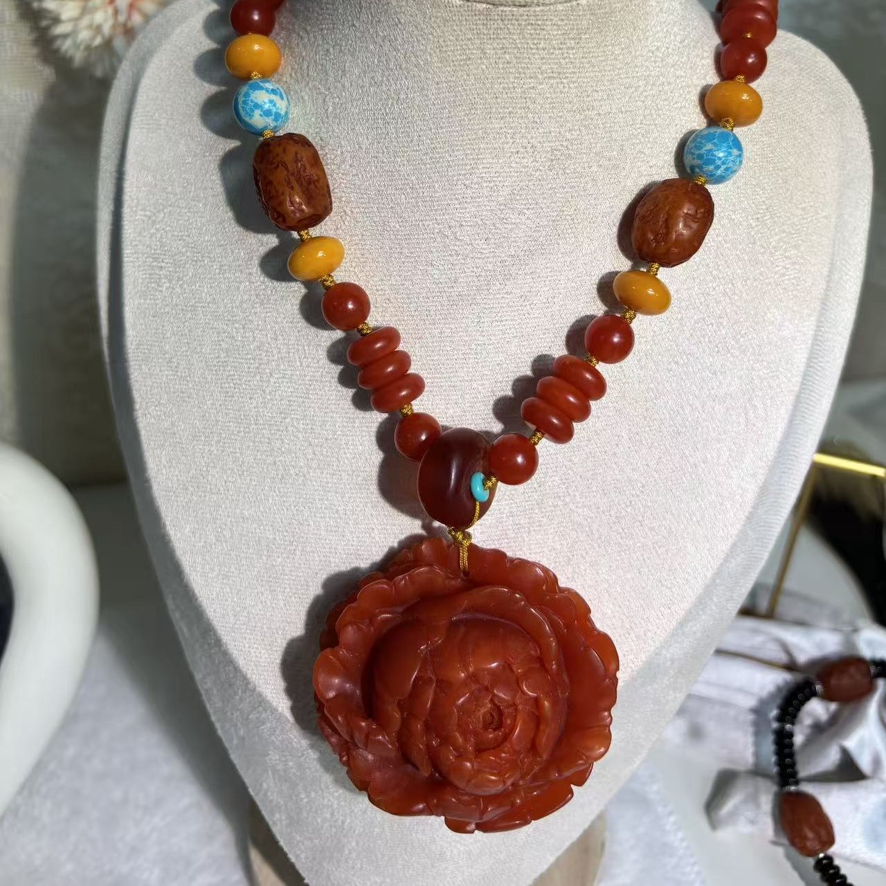 【大美推荐】  牡丹花吊坠项链