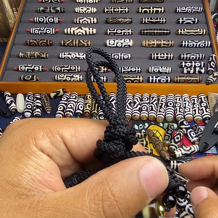 玛瑙/玉髓颈饰未镶嵌好**望