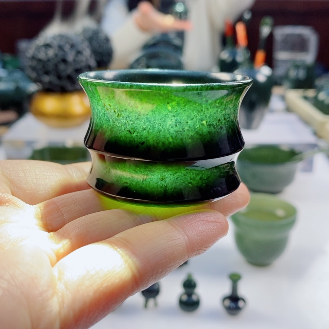 和田玉（青玉）挂件未镶嵌