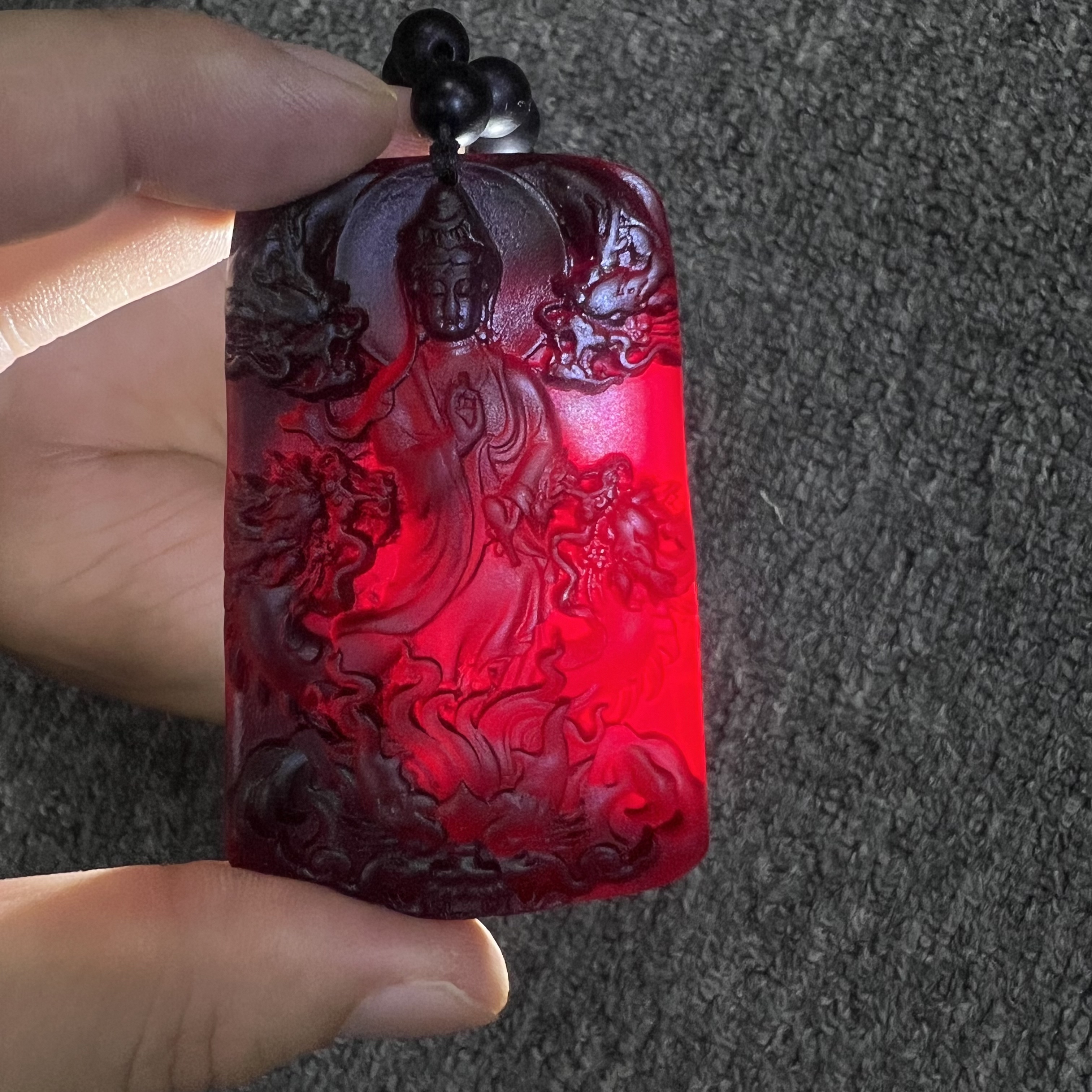 NY065红药珀御龙观音