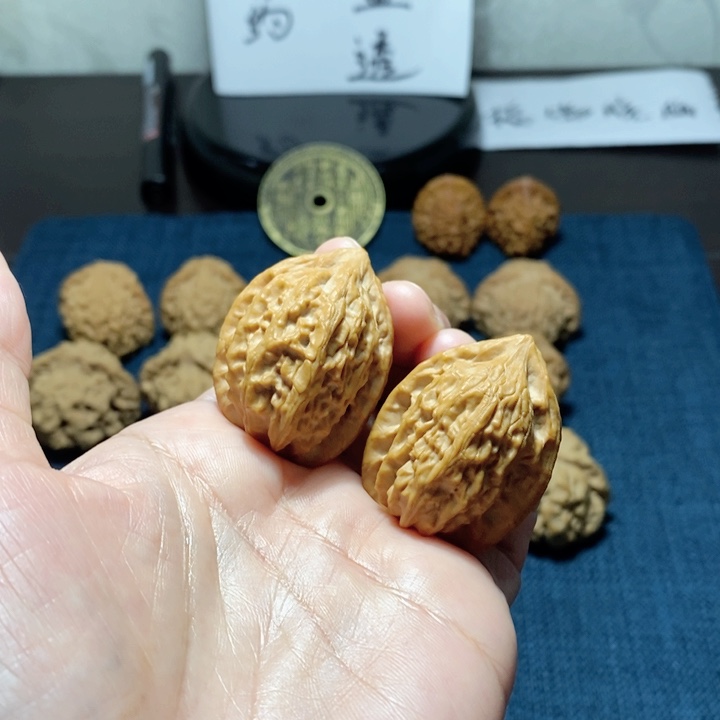 桃核吊坠柳叶鸡心30.5
