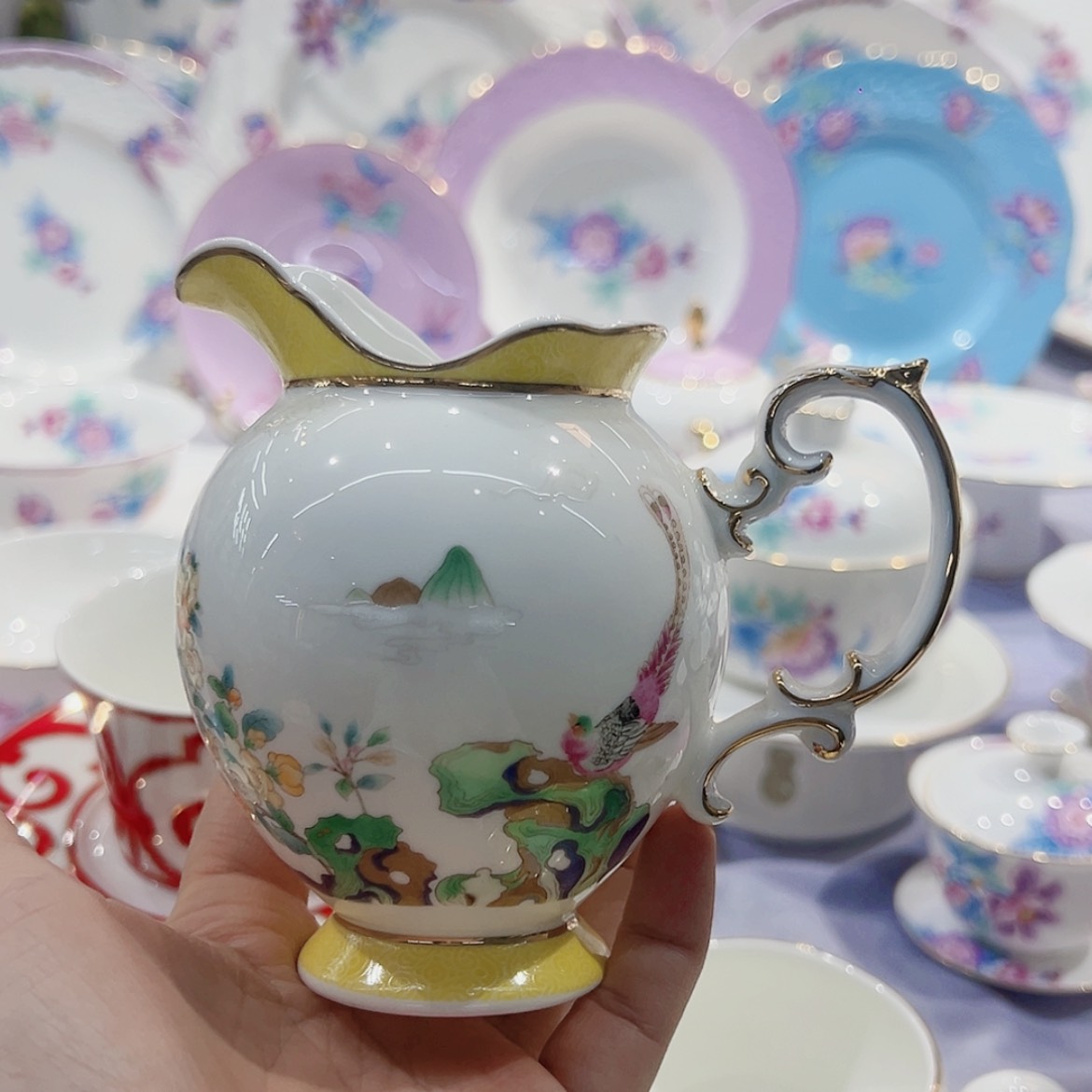 【闪购商品】骨瓷奶壶