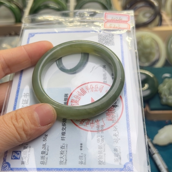 和田玉手镯未镶嵌52.3圈围10360