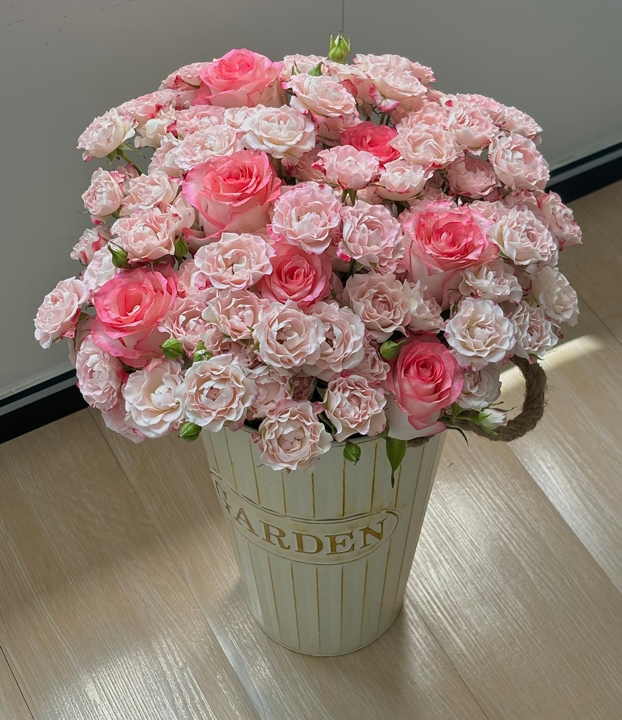 【艾莎10枝+折射泡泡10支】鲜花组合 鲜花收到先醒花~