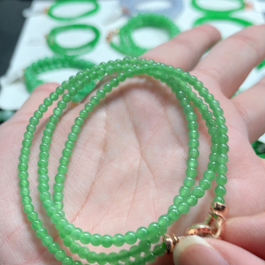 翡翠未镶嵌手链翡翠