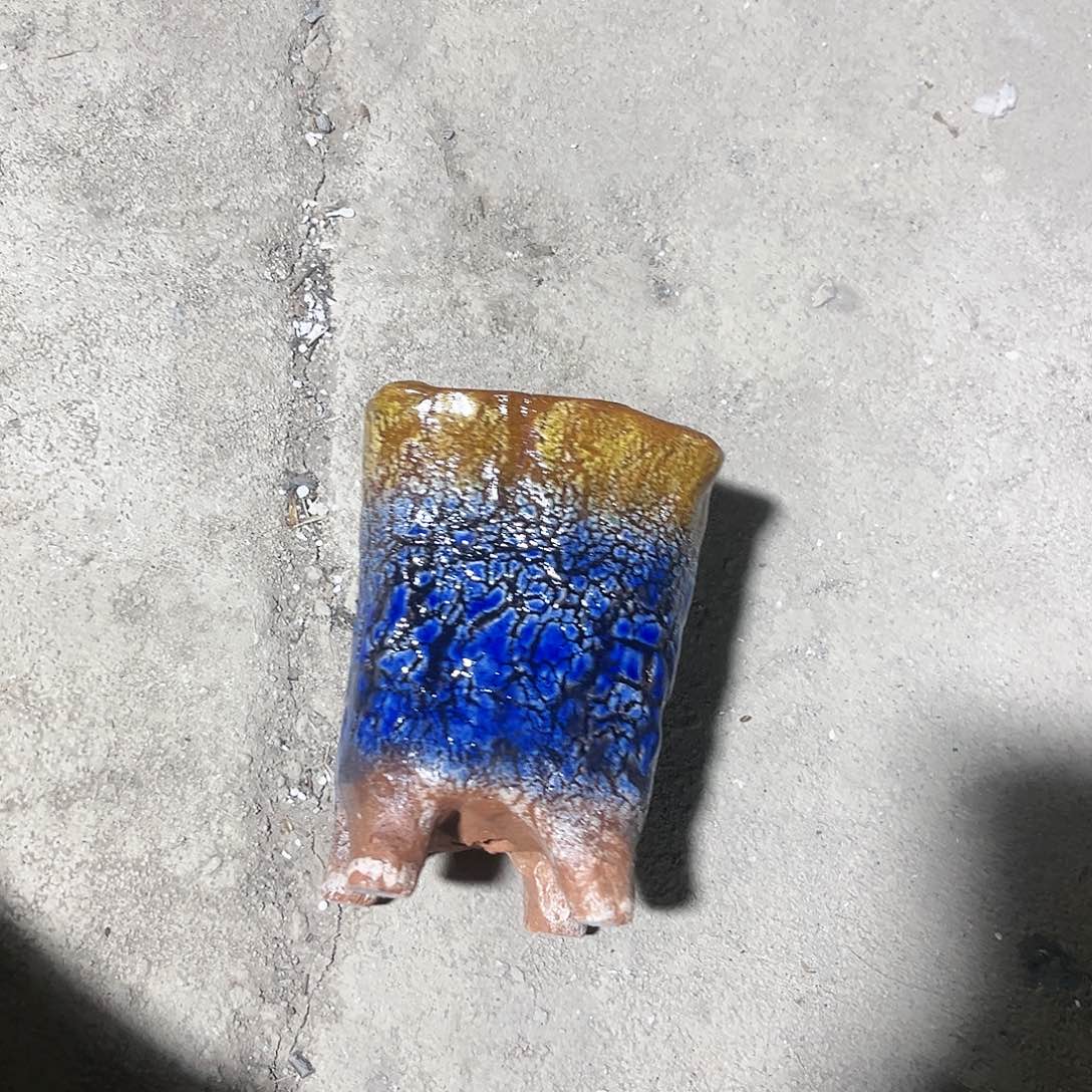 紫砂花盆两个花盆