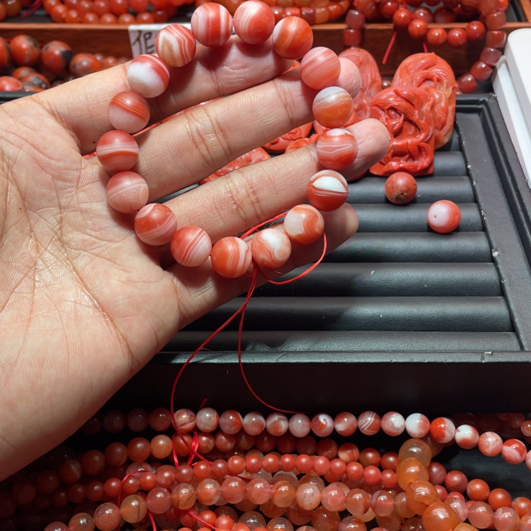 南红玛瑙手链未镶嵌