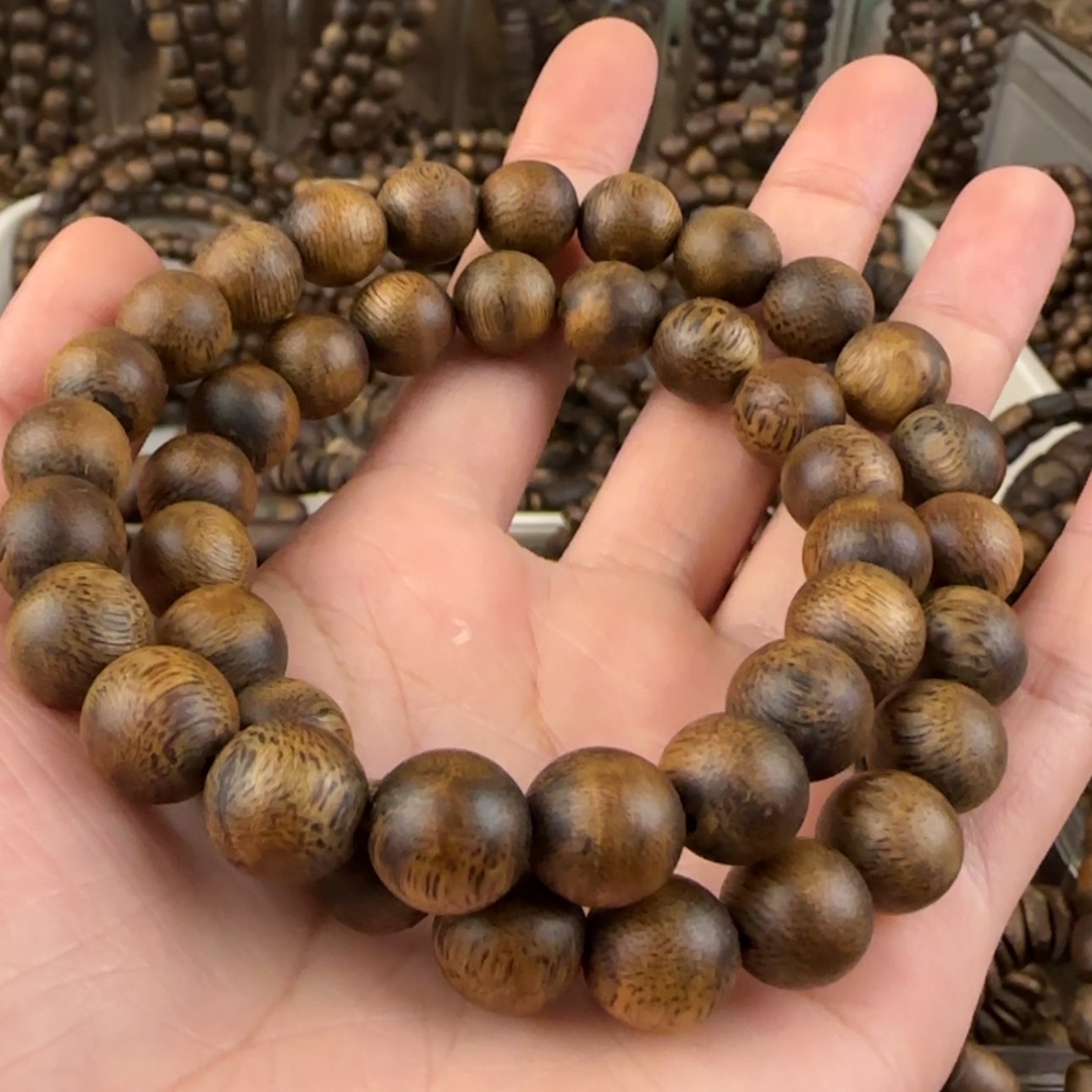 【闪购商品】沉香手串冰*点奇楠手串16克