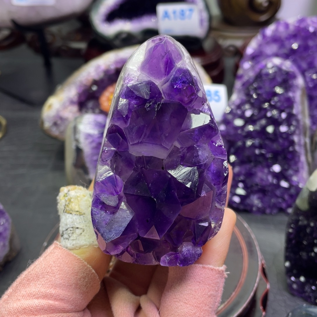 天***萨紫晶大型摆件（非配饰）未镶嵌