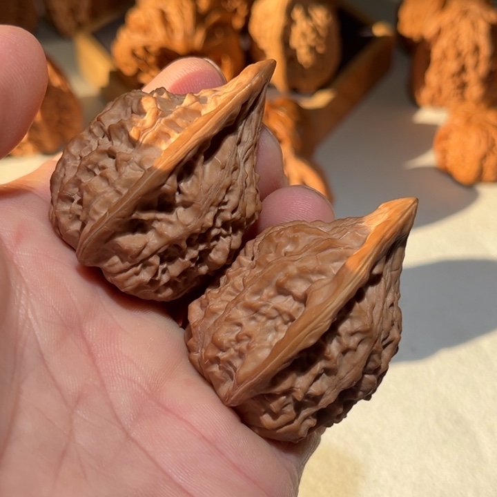 把件文玩核桃49.5高红樱枪