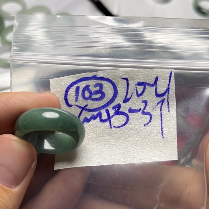 定制翡翠未镶嵌明天