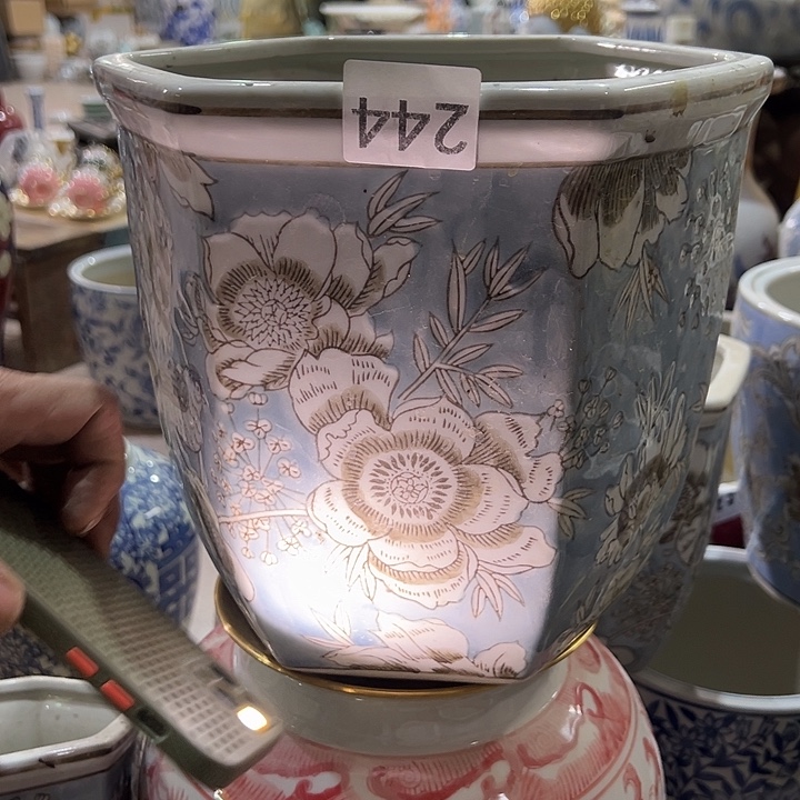 瓷片瑕。。。。。。。。。。。。。。